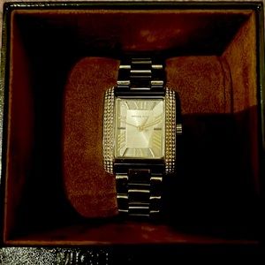 Gently worn Michael Kors Silver watch. Extra link included